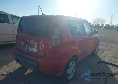 2010 Kia Soul + z USA, uszkodzony, nr VIN KNDJT2A21A7095104